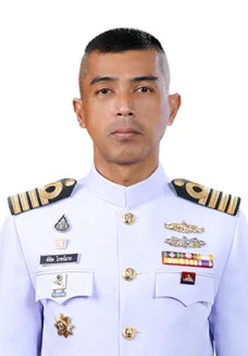 นาวาเอก พิชิต โภชน์มาก